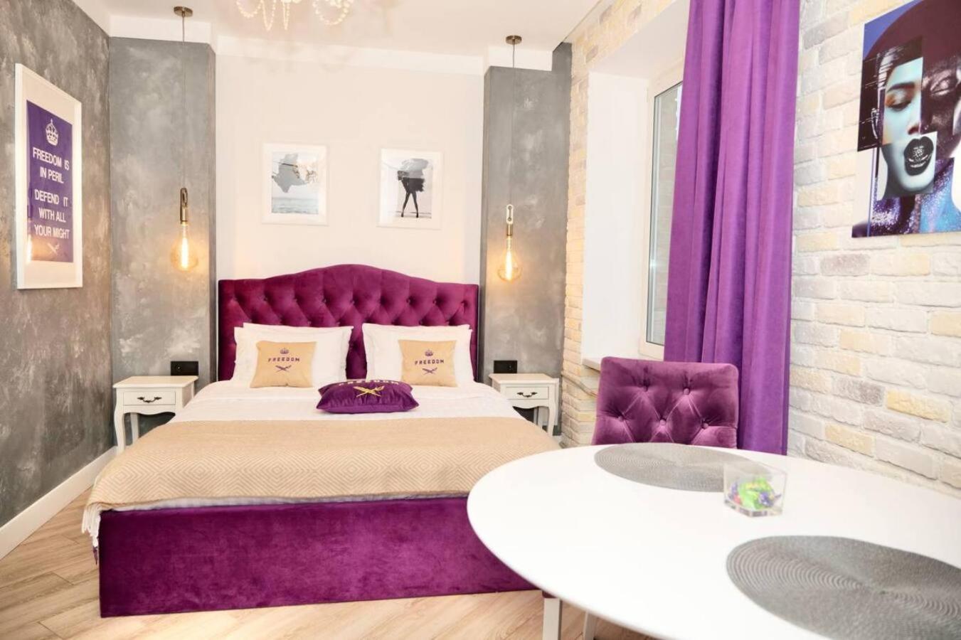 Freedom Apartments In City Center Kiev Eksteriør bilde
